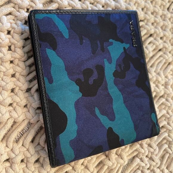 Prada blue camo nylon and leather bi-fold wallet * rare find - Picture 10 of 12